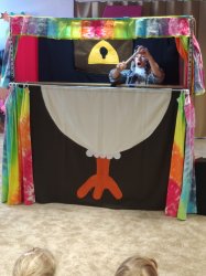 Divadlo Koloběžka - Březen